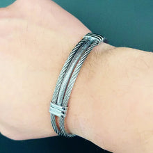 Load image into Gallery viewer, Wire Knot Men's Bracelet