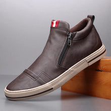 Load image into Gallery viewer, Slip on Men&#39;s Chelsea Boots
