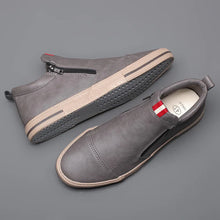 Load image into Gallery viewer, Slip on Men&#39;s Chelsea Boots
