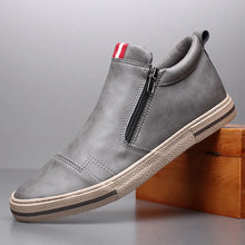 Load image into Gallery viewer, Slip on Men&#39;s Chelsea Boots

