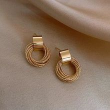 Load image into Gallery viewer, Small Circle Earrings
