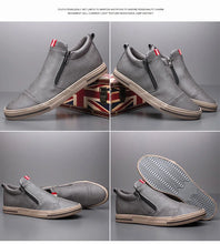 Load image into Gallery viewer, Slip on Men&#39;s Chelsea Boots
