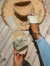 Load image into Gallery viewer, Designer Woman Flat Slippers
