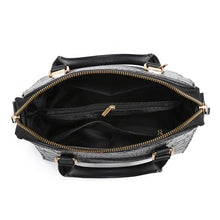 Load image into Gallery viewer, Crocodile Pattern Crossbody Bag
