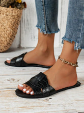 Load image into Gallery viewer, Designer Woman Flat Slippers
