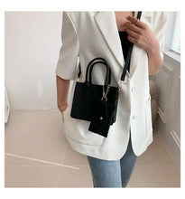 Load image into Gallery viewer, New Zipper Messenger Bag
