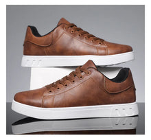 Load image into Gallery viewer, Men Casual Shoe
