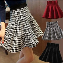 Load image into Gallery viewer, Attractive Solid Color Skirt
