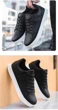 Load image into Gallery viewer, Men Casual Shoe
