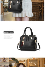 Load image into Gallery viewer, Crocodile Pattern Crossbody Bag
