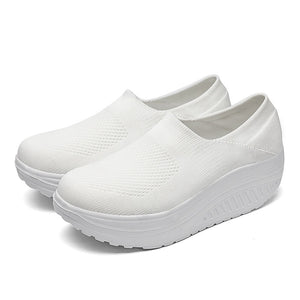 Women's Walking Shoes