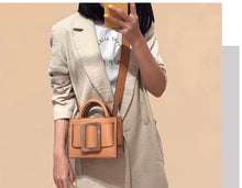 Load image into Gallery viewer, Handbags for Women 2022 Designer Luxury Genuine Leather Metal Square Buckle Shoulder Crossbody Bag Fashion Top Quality Tote Bag
