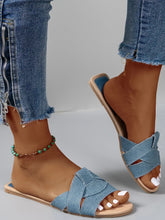 Load image into Gallery viewer, Designer Woman Flat Slippers
